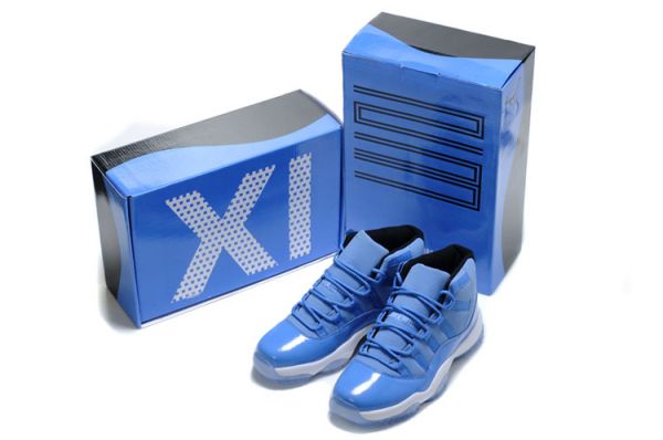 Air Jordan 11 Concord-005